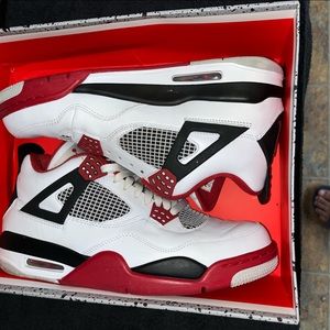 COPY - Jordan 4 og fire’s
